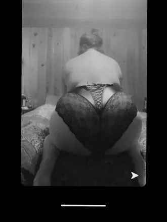 OnlyFans cuenta beautiful_soles19 header 2