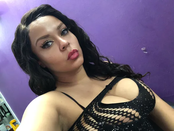 OnlyFans cuenta iamlavenderskys header 2