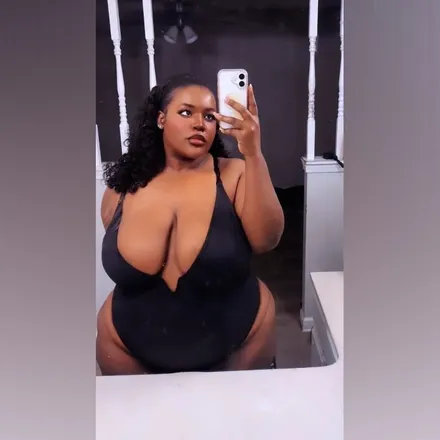 OnlyFans of itszhy