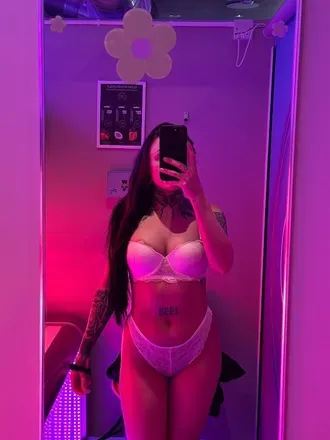 OnlyFans account  laurencattxo avatar 1