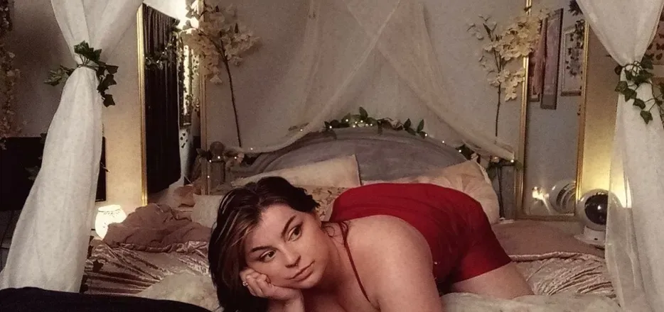 OnlyFans cuenta strawberryfilledmochi header 2