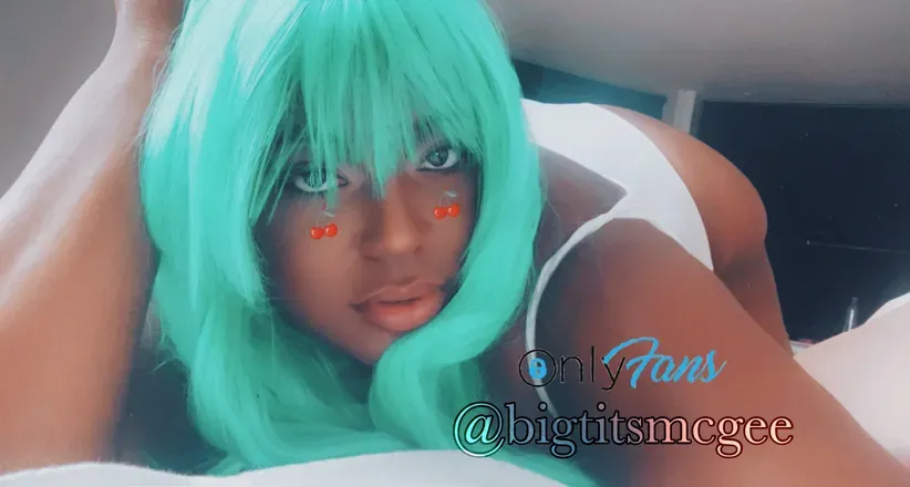 OnlyFans cuenta mommymelonns header 2