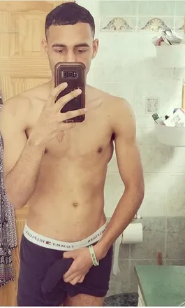 OnlyFans cuenta adonis7411 header 2