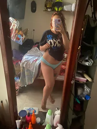 OnlyFans cuenta nahyavalencia avatar 1