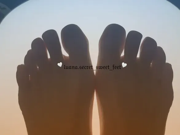 OnlyFans cuenta luana.secret_sweet_feet header 2