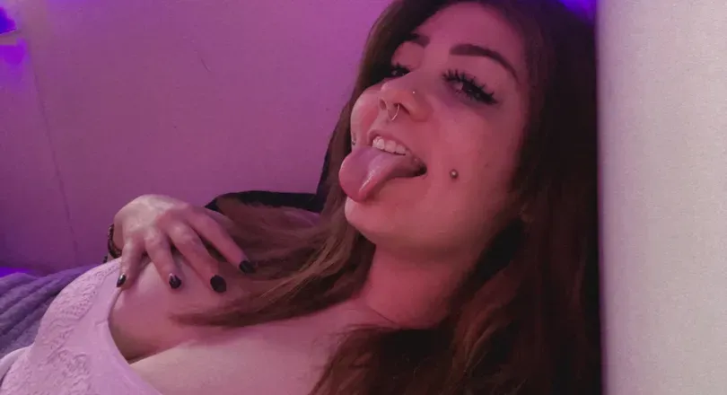 OnlyFans cuenta feralfoxxii420 avatar 1