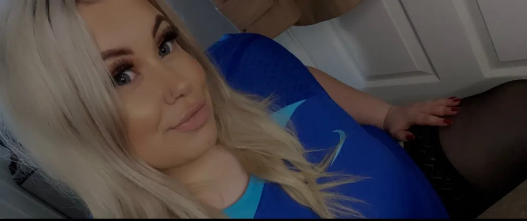 OnlyFans cuenta lissywhu header 2
