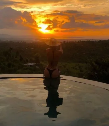 OnlyFans cuenta mabelspice header 2
