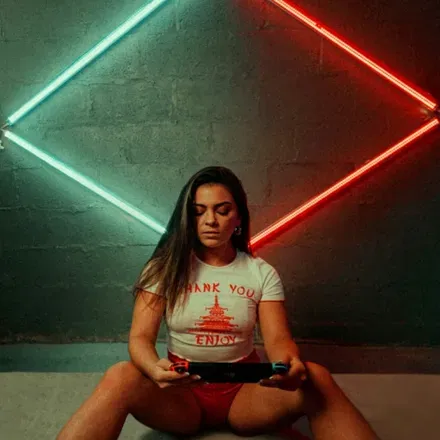 OnlyFans cuenta vikkiexo header 2