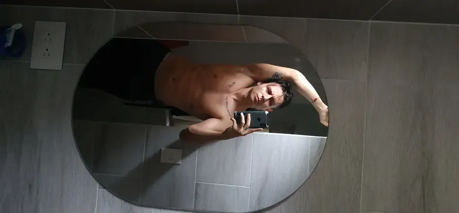 OnlyFans cuenta iamjhonny98 header 2