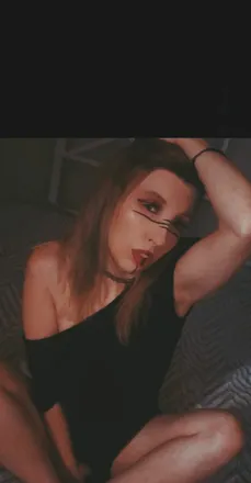 OnlyFans cuenta frozennightstar header 2