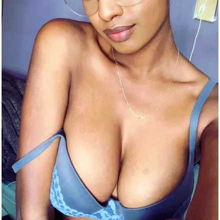 OnlyFans cuenta leelee_lux avatar 1