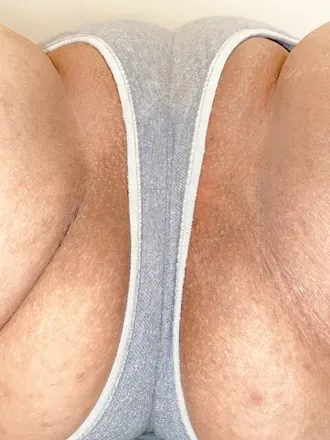 OnlyFans cuenta juicy_kitty1 avatar 1