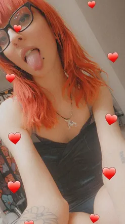OnlyFans cuenta goddess_emera header 2