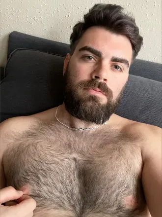 OnlyFans account  nerdcvnt header 2