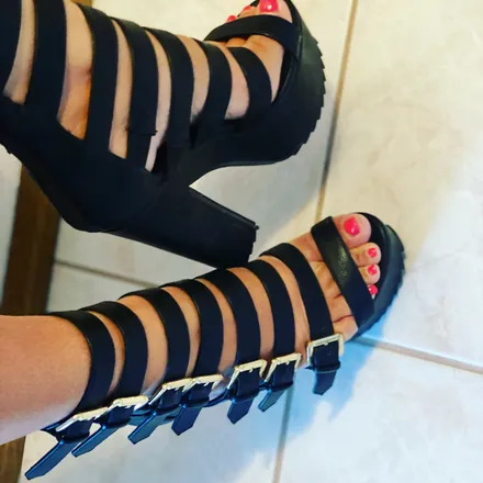 OnlyFans account  sexythislittlepiggy header 2