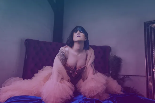 OnlyFans cuenta saltymarie header 2