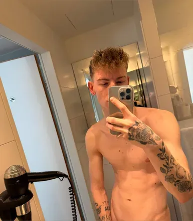 OnlyFans account  onlybasti_x avatar 1