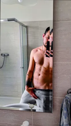 OnlyFans cuenta riccardolore header 2