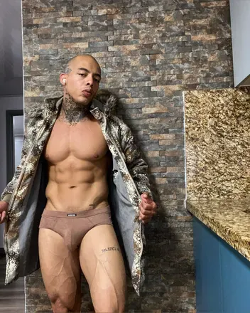 OnlyFans cuenta zeuswhite.6 avatar 1