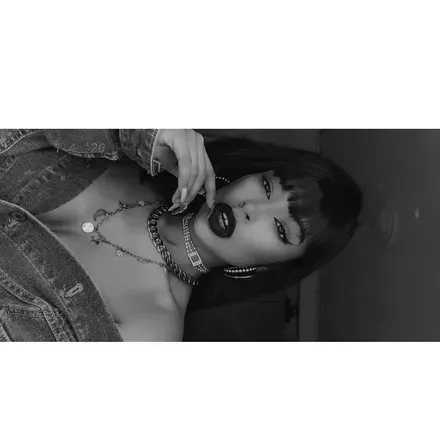 OnlyFans cuenta cleowpatra header 2