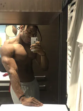 OnlyFans account  mastervarus avatar 1