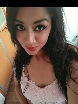 OnlyFans cuenta karlymur avatar 1