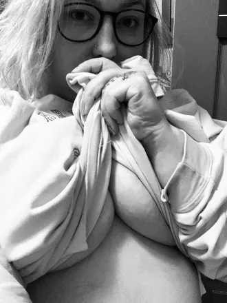 OnlyFans cuenta vanawhite avatar 1