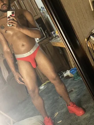OnlyFans cuenta countrynhung header 2