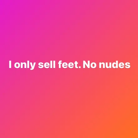 OnlyFans cuenta lillysonlyfeet header 2