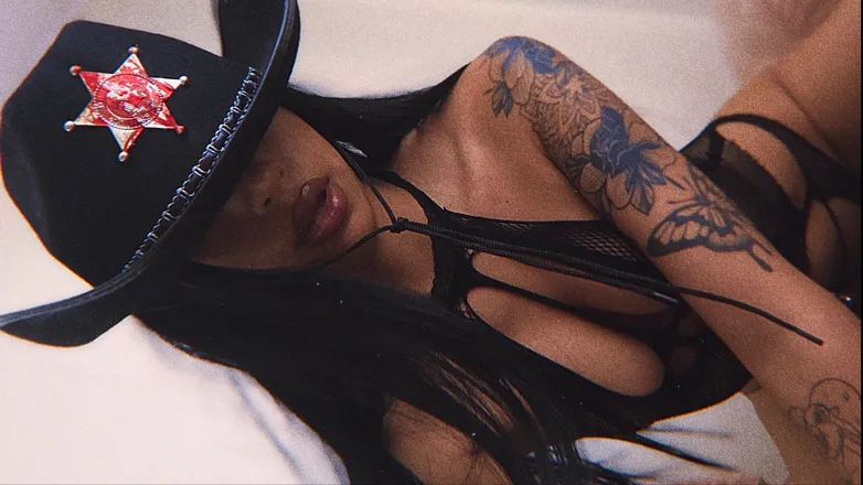 OnlyFans cuenta naomi_nixxx header 2