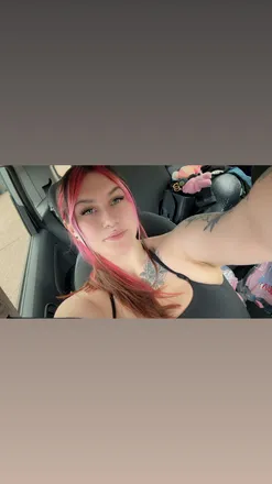 OnlyFans cuenta shadowravenrose header 2