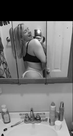 OnlyFans cuenta laylawantsyou header 2