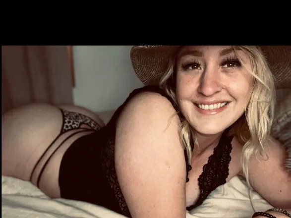 OnlyFans cuenta upperleftnorthwestbabe header 2