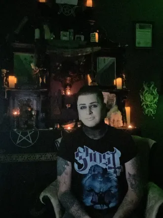 OnlyFans account  artisticallyspooky header 2