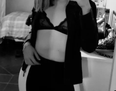OnlyFans cuenta blondkitty02 header 2