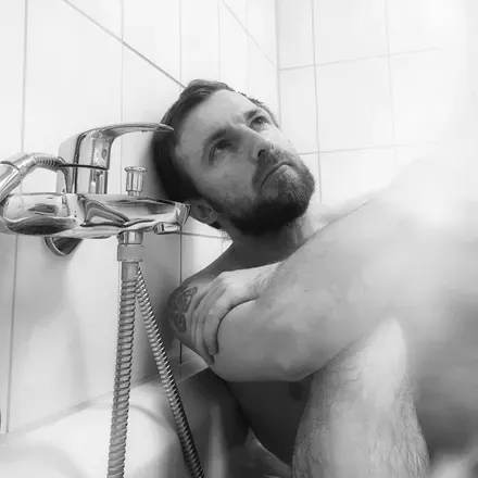 OnlyFans account  kabuqqi.from.berlin header 2
