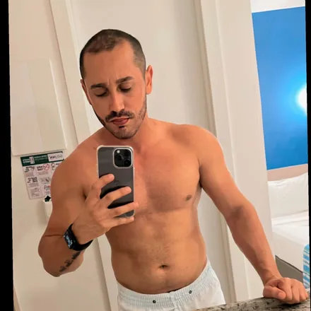 OnlyFans cuenta rafaelm24905195 header 2