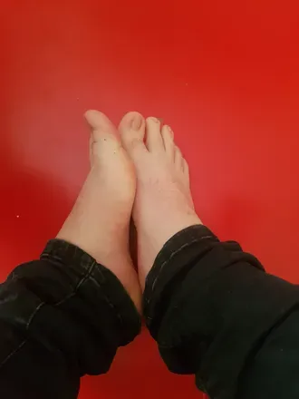OnlyFans cuenta feetnfunstuff avatar 1