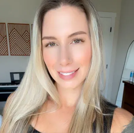 OnlyFans account  xxyourgirlblair avatar 1