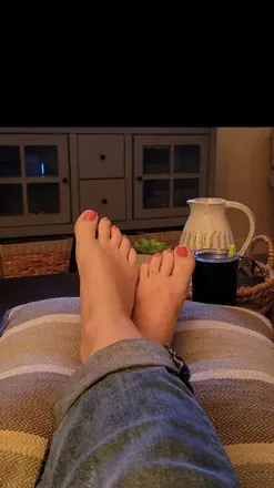 OnlyFans cuenta reesa.reign.footqueen header 2