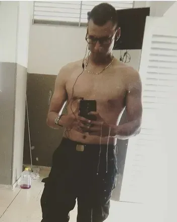 OnlyFans cuenta wiu828042 avatar 1