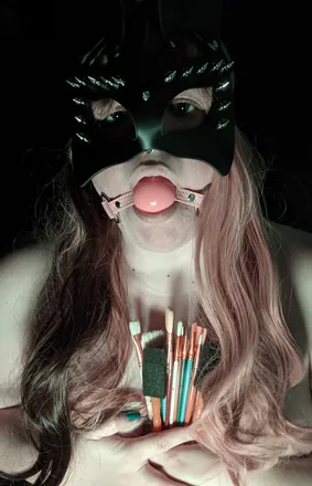 OnlyFans account  ms.ladypussypainter header 2