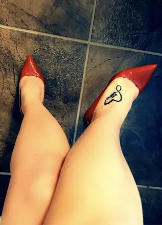 OnlyFans cuenta qttoes10 header 2
