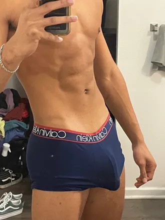 OnlyFans cuenta followjames header 2