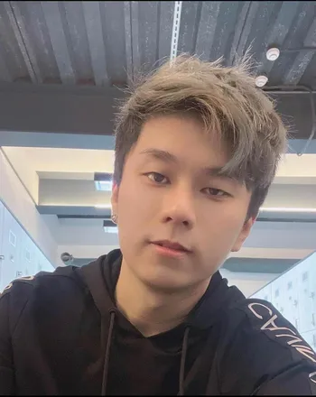 OnlyFans cuenta twboy1122 header 2