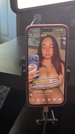 OnlyFans of payalyrica