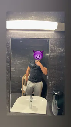 OnlyFans cuenta masked_q header 2