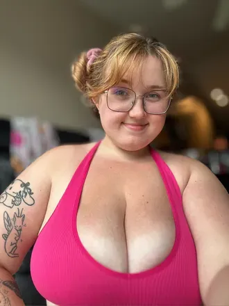 OnlyFans cuenta faeirynextdoor avatar 1