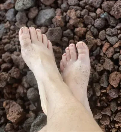OnlyFans cuenta toesbee4hoes avatar 1